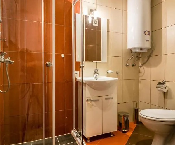 Cozy One-bedroom In Night Breeze Apartmán *