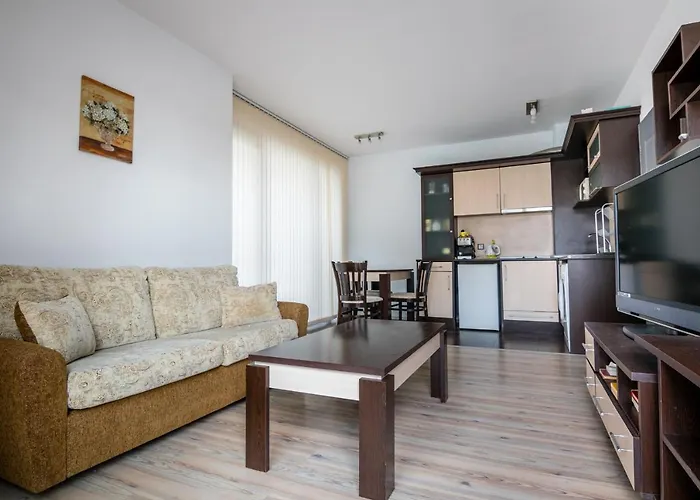 Cozy One-bedroom In Night Breeze Apartmán *